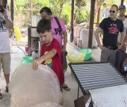 rice-noodle-making-village-in-can-tho