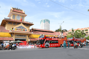 bus tours vietnam