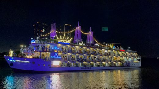 Saigon City Tour + Dinner on Cruise