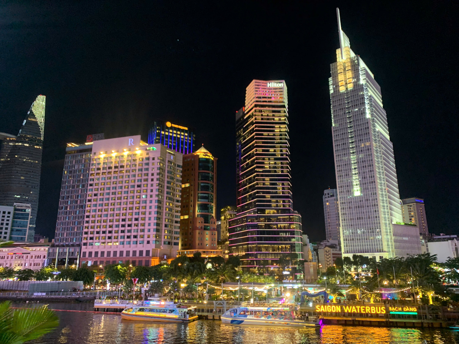 Saigon City Tour + Dinner on Cruise - Image 12